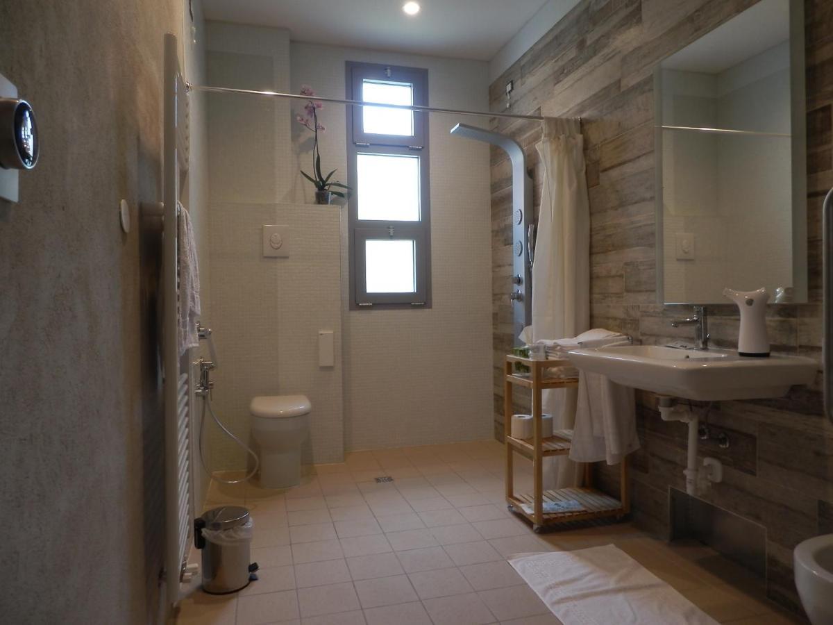 Bb Sharingloft Sirmione Bed & Breakfast Luaran gambar