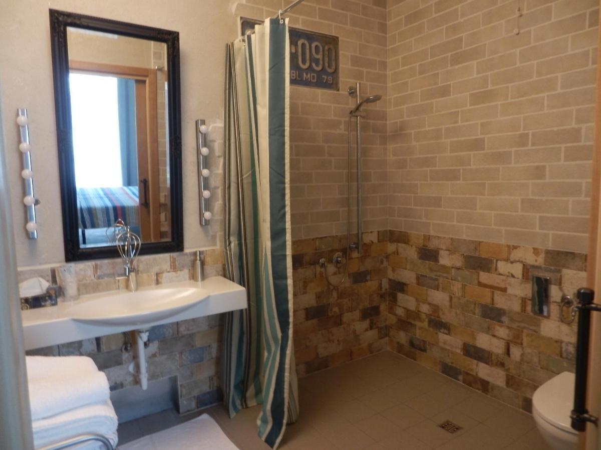 Bb Sharingloft Sirmione Bed & Breakfast Luaran gambar